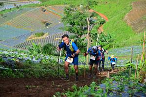 BIB: 
                            <button type="button" onclick="openModal(13382613)" class="btn btn-primary btn-sm float-right btn-popup" data-toggle="modal" data-target=".modal-high-quality">
                        <i class="fas fa-shopping-cart"></i> Add to Cart
                    </button>
                                            <button type="button" onclick="isThisMe(13382613, true)" class="btn btn-success btn-sm float-right btn-popup btn-isme hidden" data-toggle="tooltip" data-placement="bottom" title="นี่คือรูปของคุณใช่ไหม คลิกที่นี่เพื่อเอาเข้าอัลบั้ม">
                        <i class="fas fa-plus"></i> Add to album
                    </button>
                    <button type="button" onclick="isThisMe(13382613, false)" class="btn btn-warning btn-sm float-right btn-popup btn-isnotme hidden">
                        <i class="fas fa-ban"></i> Remove from album
                    </button>